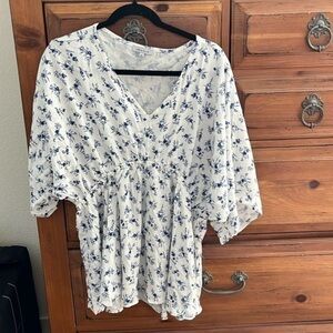 White Birch Women’s Cream and Blue Dolman Sleeve Blouse Size XL NEW